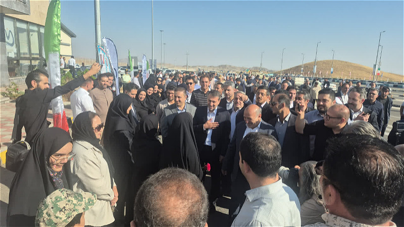 ماکو در ميان دو سنگلاخ آزمون توسعه‌ي نوين و انجماد بوروکراتيک